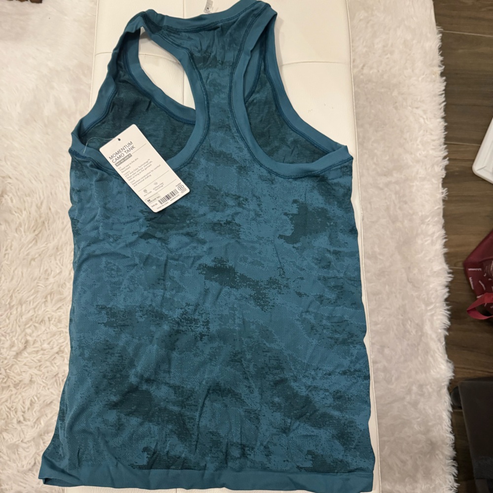 New with tag Atheta tank top